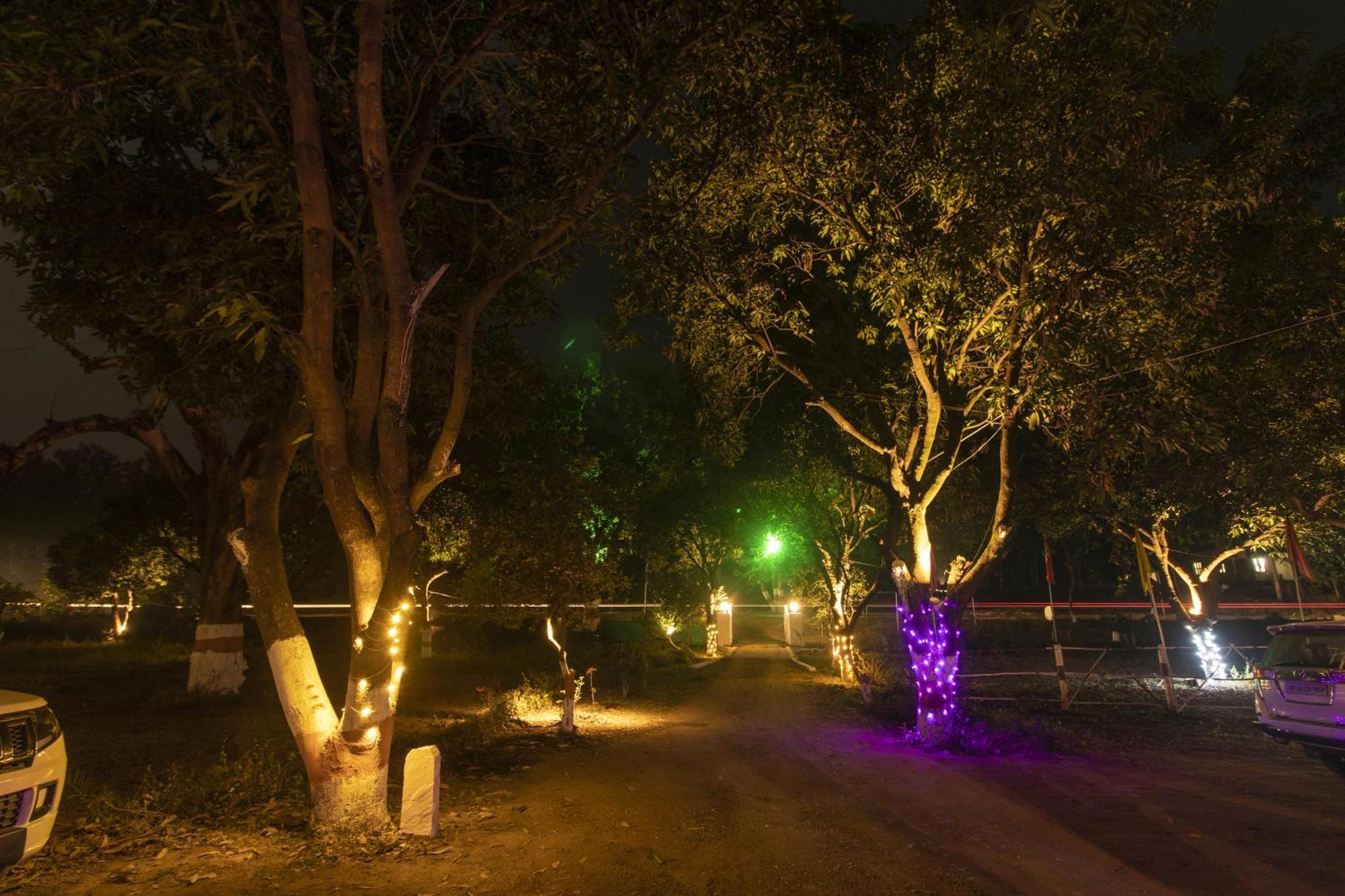 Wow Stayz2 Pachmarhi Foothill Cottages Exterior photo