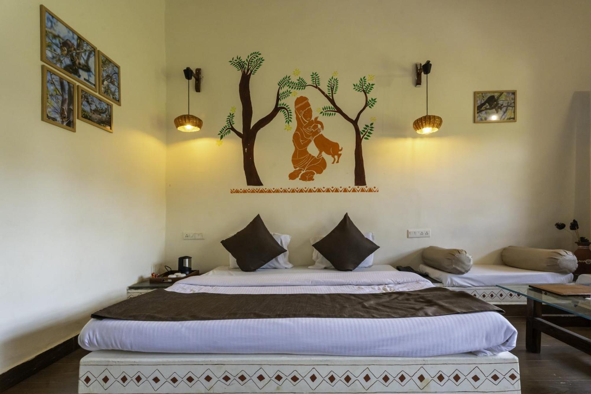 Wow Stayz2 Pachmarhi Foothill Cottages Exterior photo